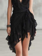 Eléonore | Vestido corto negro con espalda descubierta, volantes y encaje