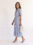 Dakota | Vestido midi a capas a rayas de manga corta
