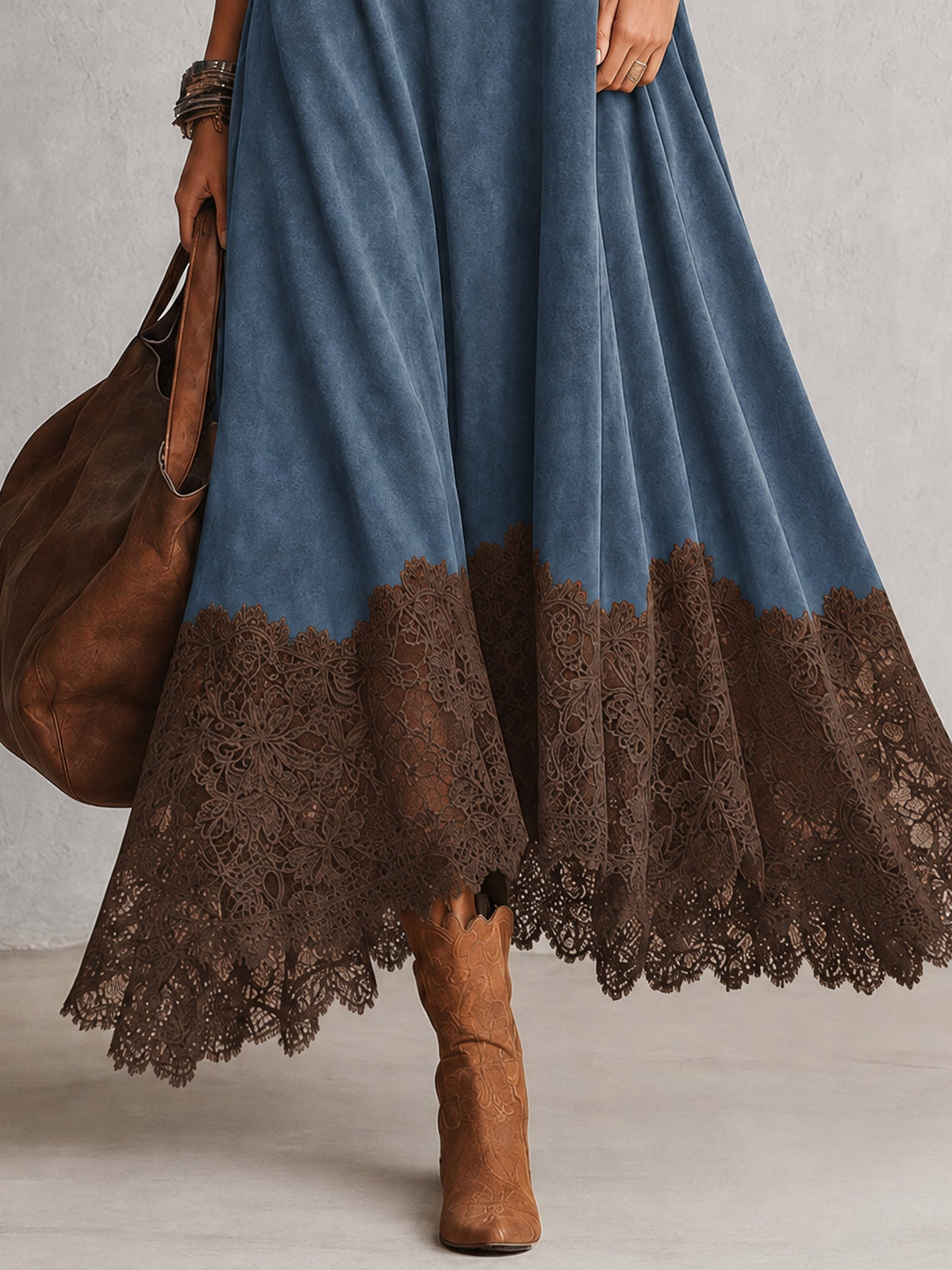PETRA | Vestido largo de efecto ante con bajo de encaje