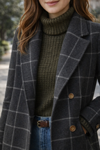 Rocío – Abrigo de cuadros Premium