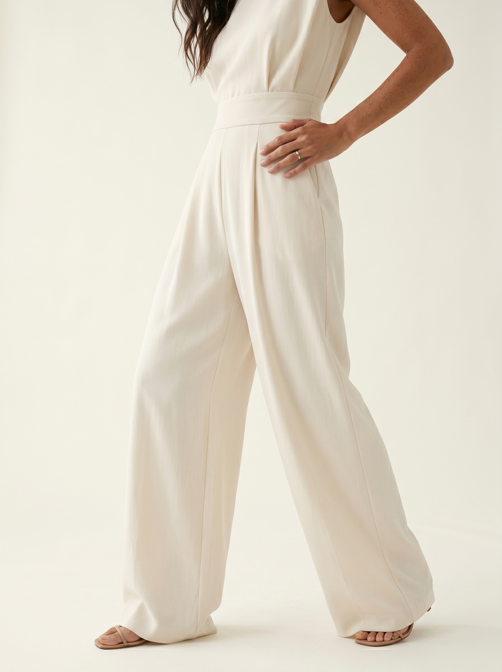 Valeria - Conjunto con Cinturón Minimalista que Define Tu Estilo