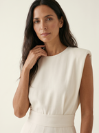 Valeria - Conjunto con Cinturón Minimalista que Define Tu Estilo