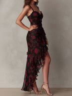 Edith | Vestido corto drapeado negro y rojo con estampado floral y dobladillo con volantes