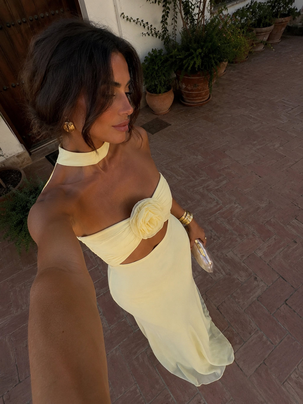 Aitana - Vestido amarillo pastel con estampado floral