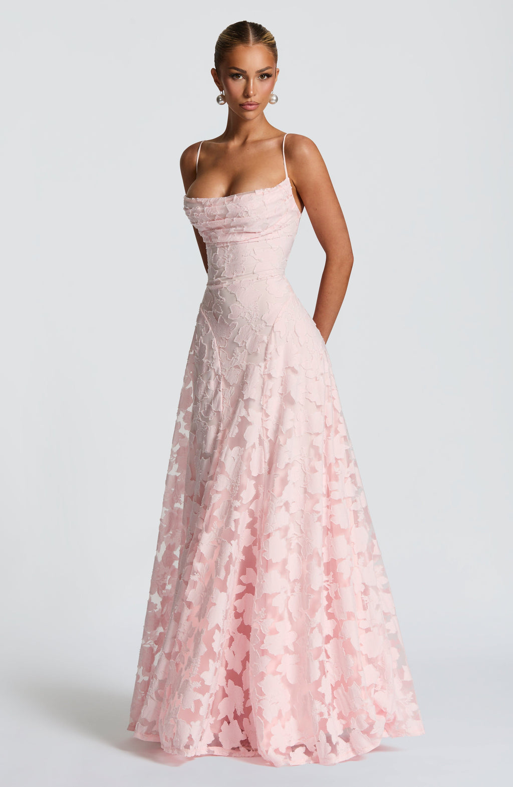 Vestido Manuela - Elegancia fluida con acabado sofisticado