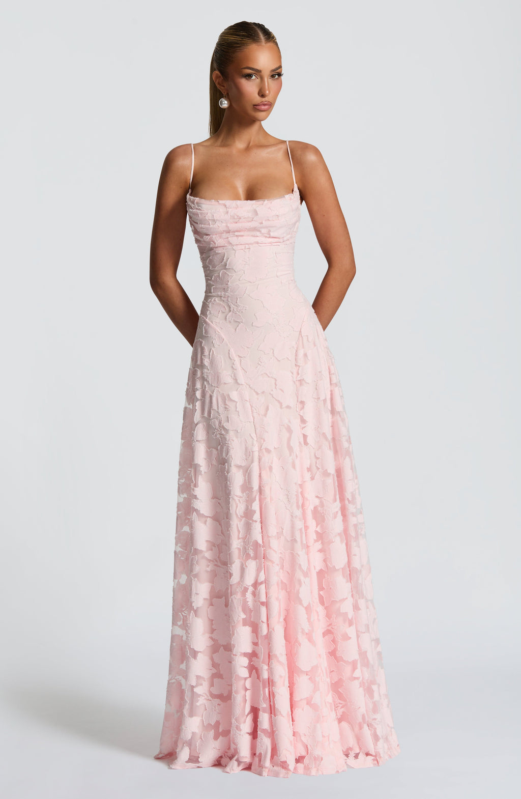 Vestido Manuela - Elegancia fluida con acabado sofisticado