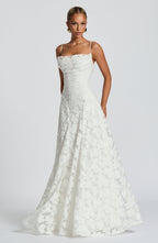 Vestido Manuela - Elegancia fluida con acabado sofisticado