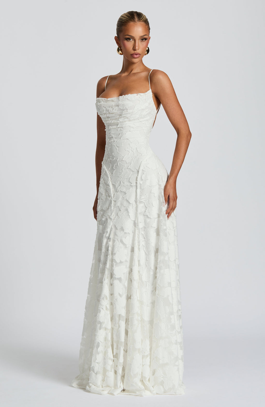 Vestido Manuela - Elegancia fluida con acabado sofisticado