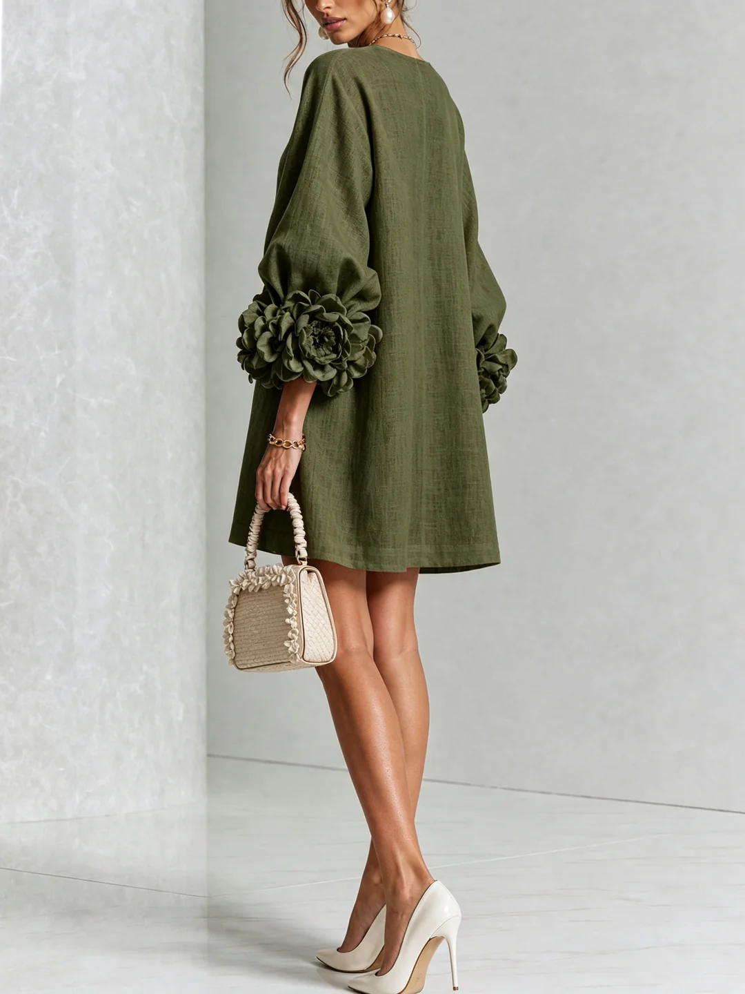 Brune | Robe courte en lin mélangé à manches bouffantes