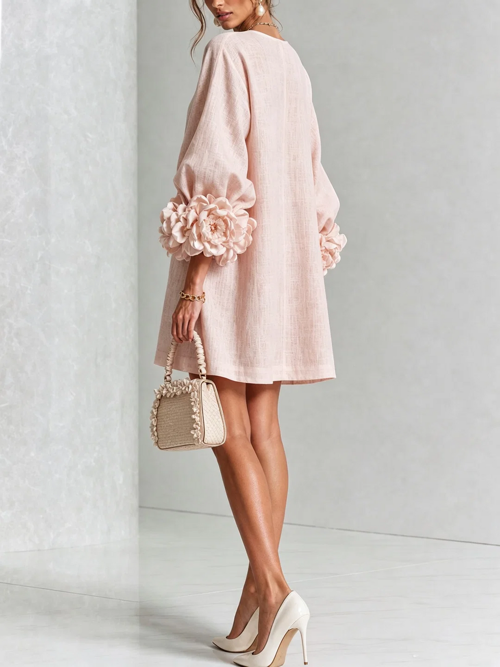 Brune | Robe courte en lin mélangé à manches bouffantes