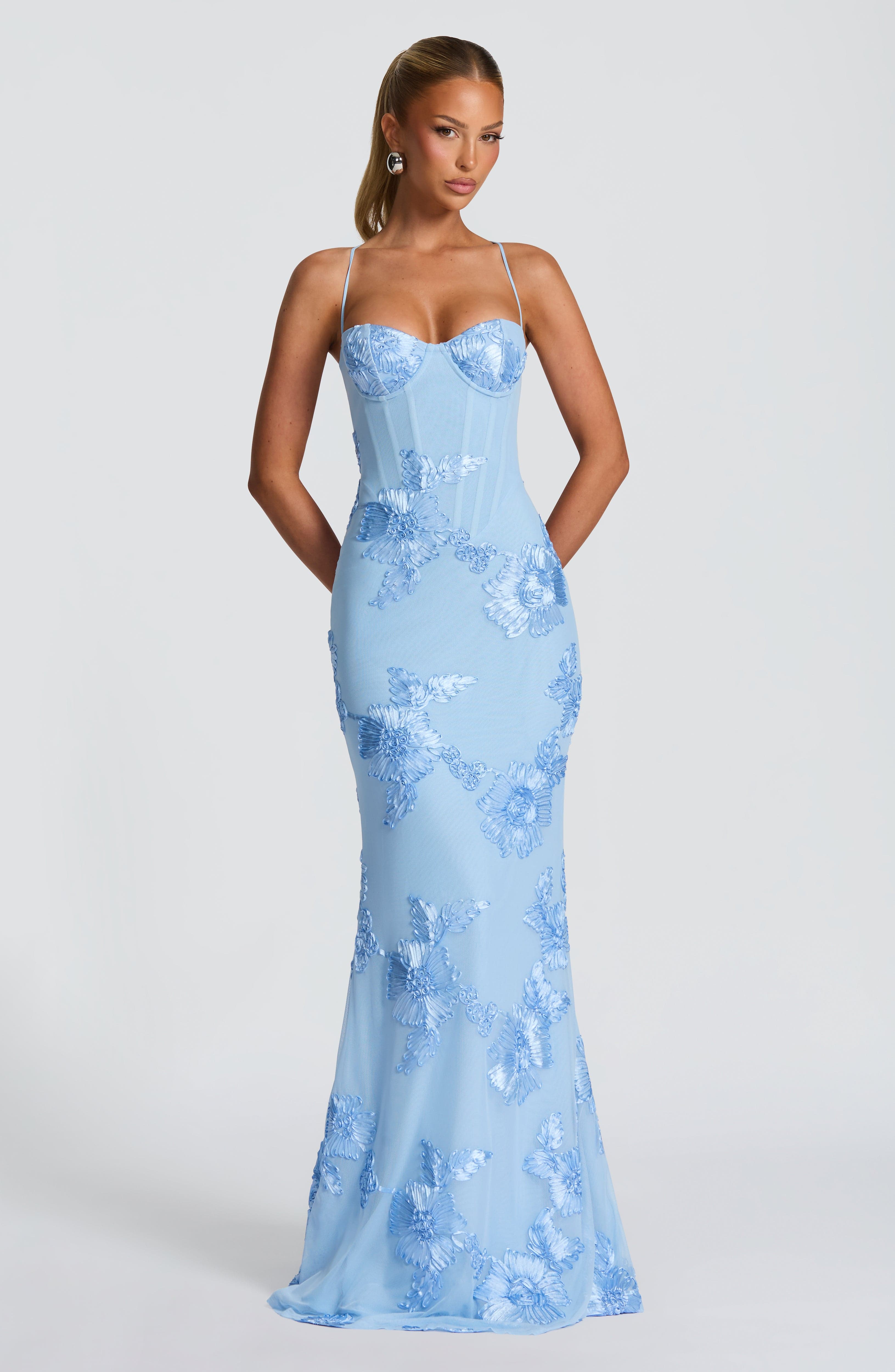 Vestido Raquel - Elegancia estructurada con detalles exclusivos