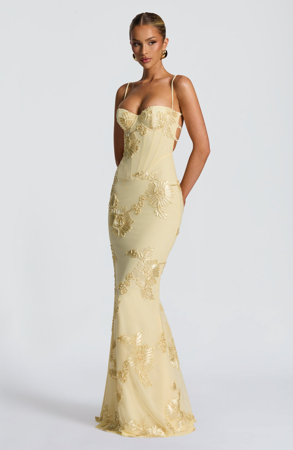 Vestido Raquel - Elegancia estructurada con detalles exclusivos