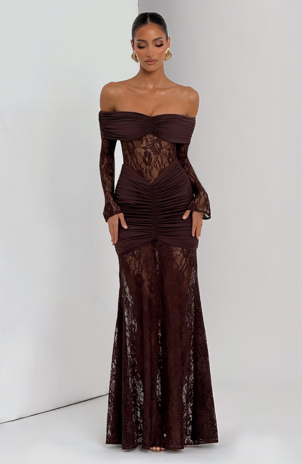 Vestido Libra - Elegancia sofisticada con encaje y drapeado